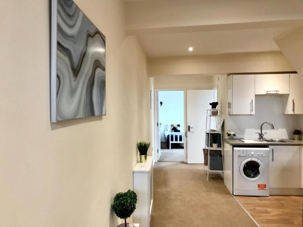 Eastbourne Beach Pier Apartment Exterior foto